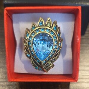 Elegant Blue and Gold Statement Ring